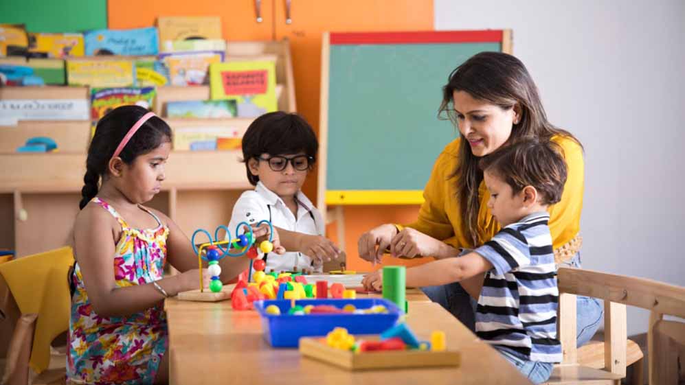 Services group living life